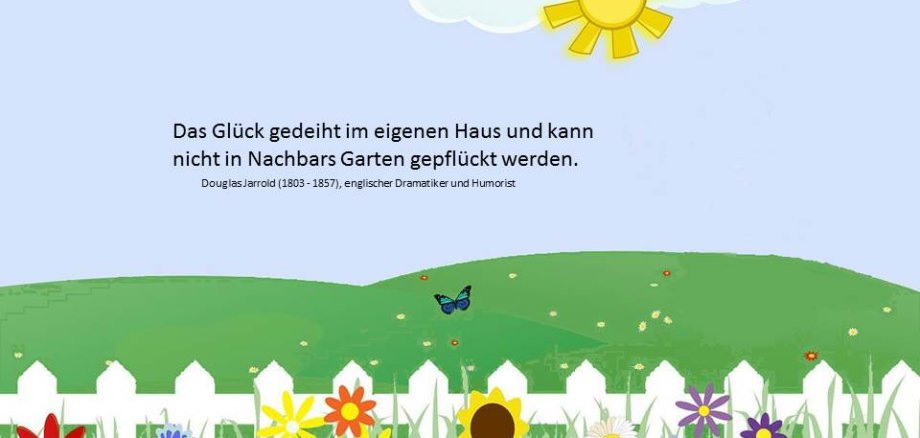 Zeichnung, weißer Gartenzaun mit Blumen im Vordergrund, Hintergrund grüne Wiese. 