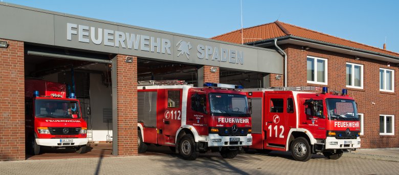 Feuerwehr Spaden Feuerwehrmaenner.jpg