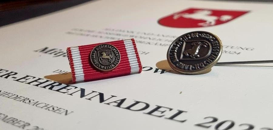 Verleihung Hochwasser-Ehrennadel