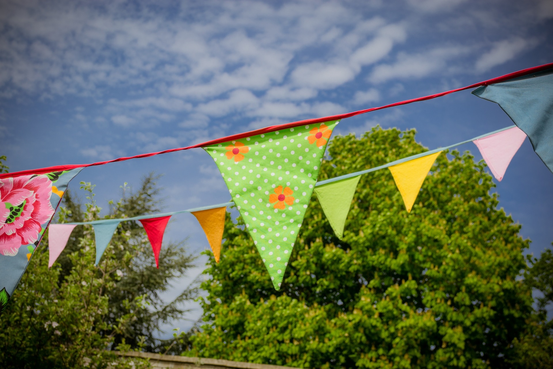 Bunte Wimpelkette Bunte Wimpelkette
