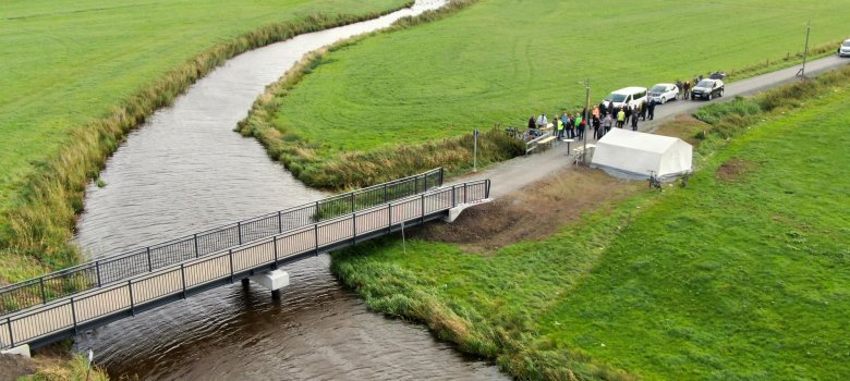 Luftbild der Brücke Schiffdorf-Spaden