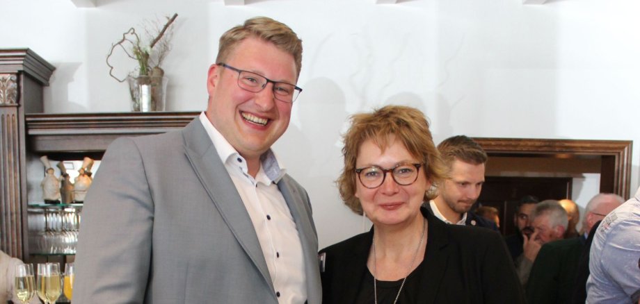 Bürgermeister Henrik Wärner und Innenministerin Daniela Behrens