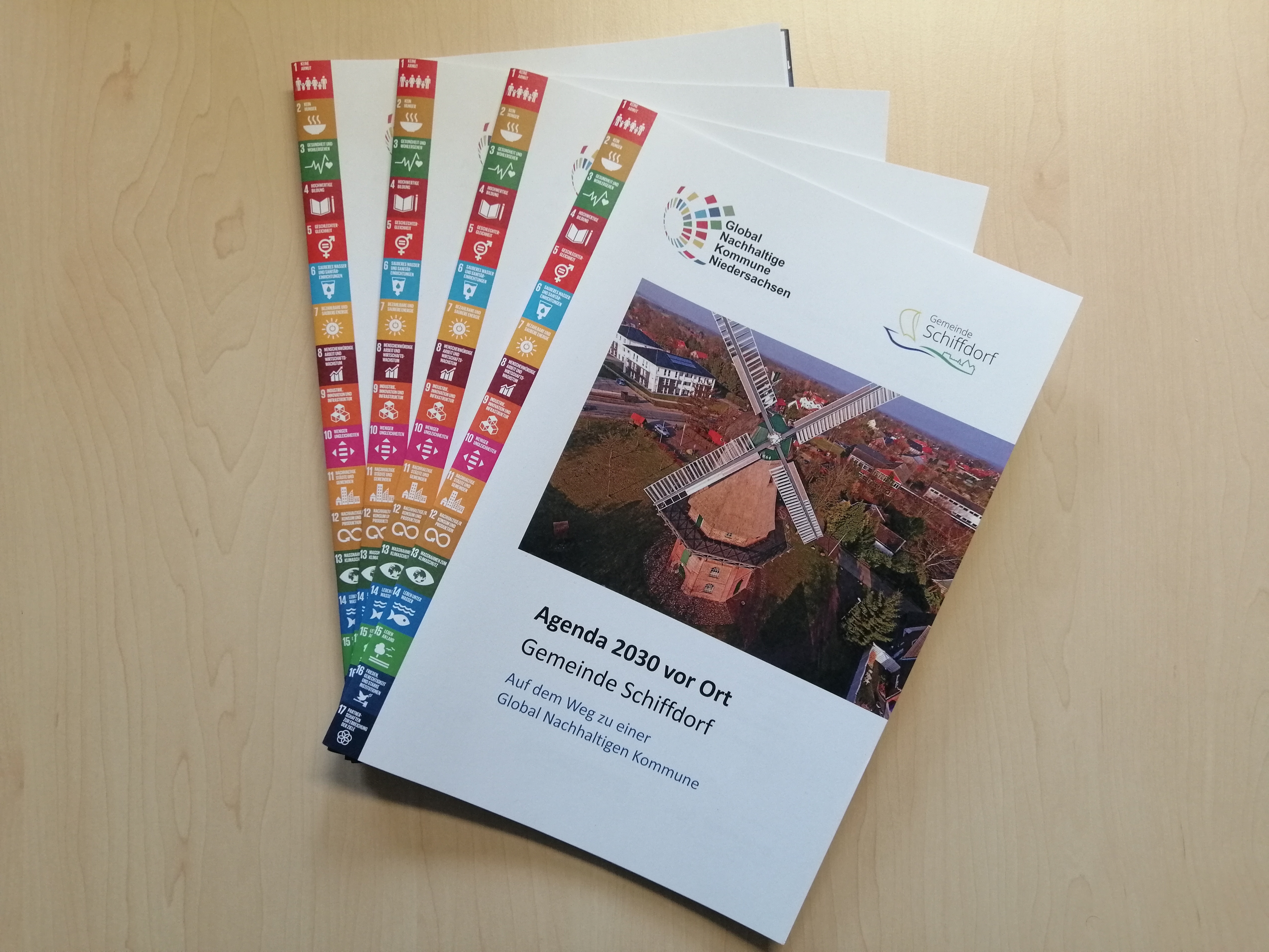 Abbildung der Broschüre "Agenda 2030 vor Ort - Gemeinde Schiffdorf"