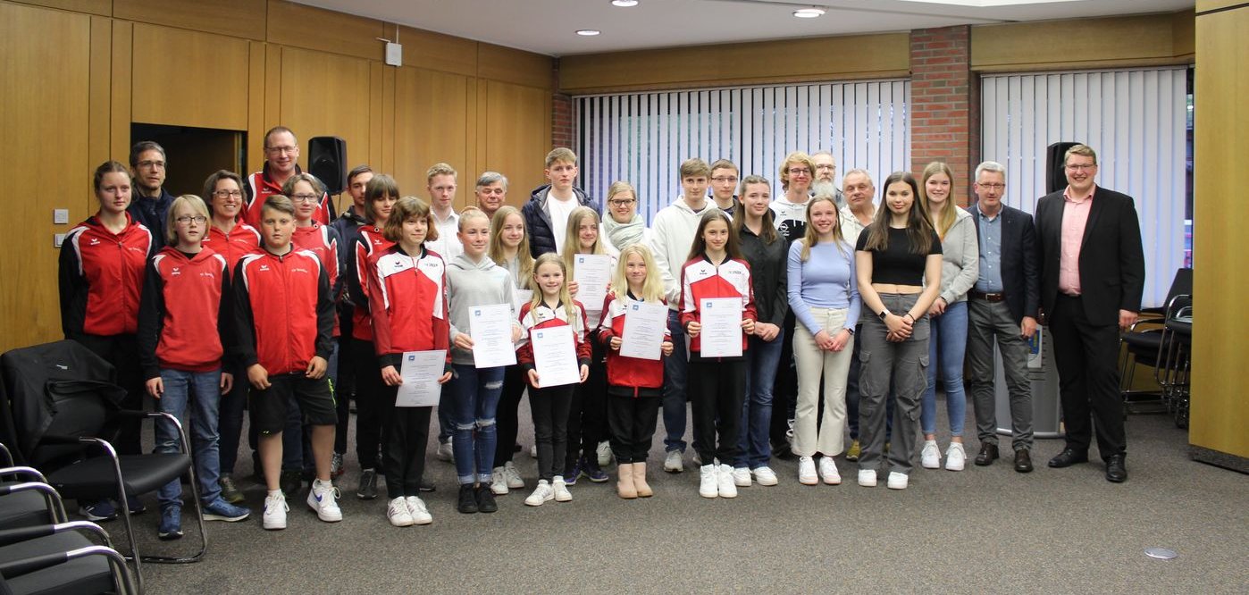 Sportlerehrung für die Sportjahre 2021 u. 2022.jpg