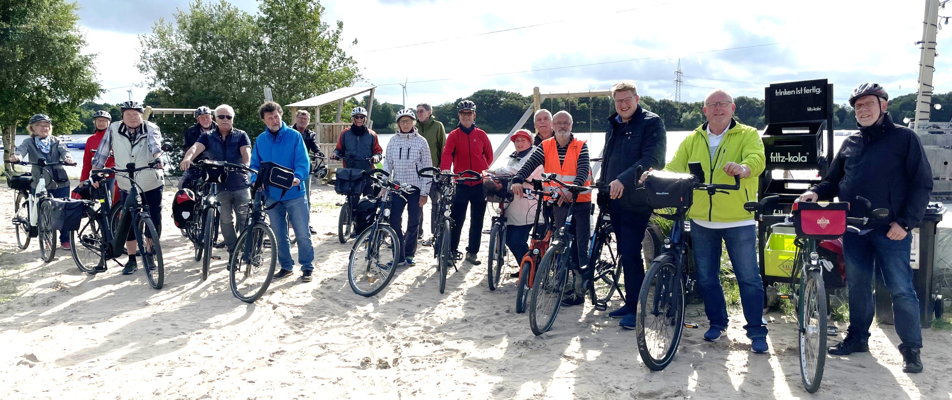 Gruppenfoto Tour-Teilnehmer STADTRADELN